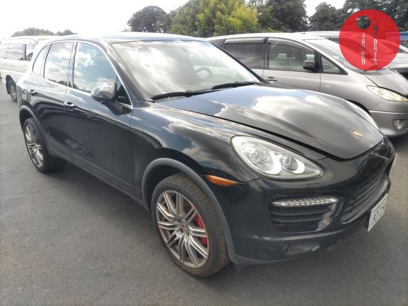 PORSCHE CAYENNE 4WD TURBO