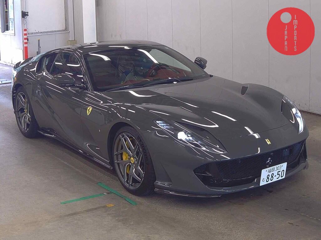 FERRARI 812SUPERFAST BASE GRADE