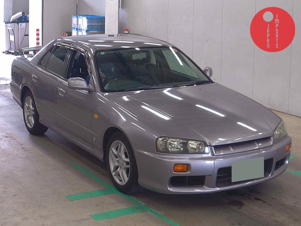 NISSAN                                                                      SKYLINE 4D       25GT-X