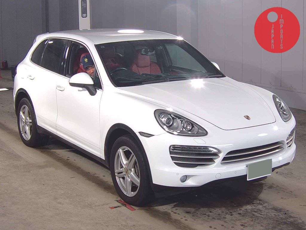 PORSCHE CAYENNE 4WD PLATINUM EDITION