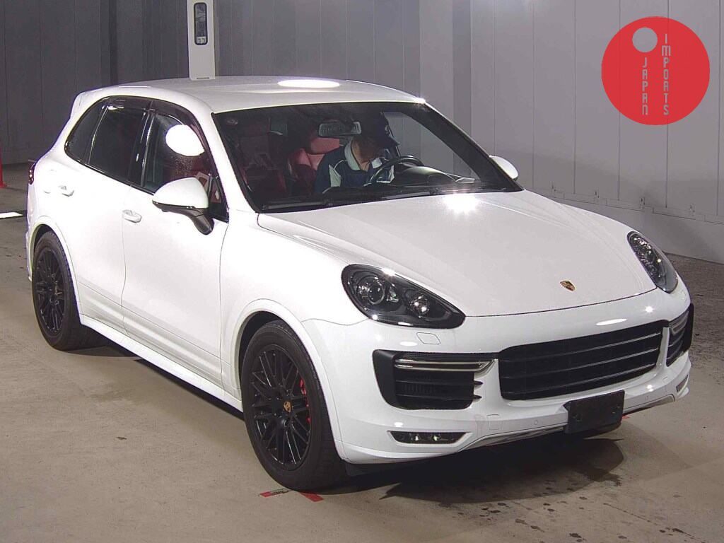 PORSCHE                                                                      CAYENNE 4WD       GTS SPORT CHRONO PACKAGE