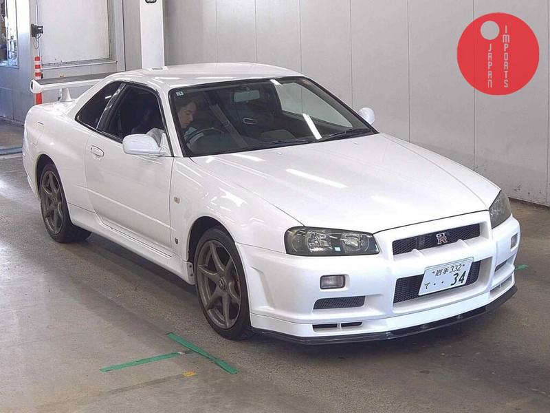 NISSAN SKYLINE CP 4WD GT-R