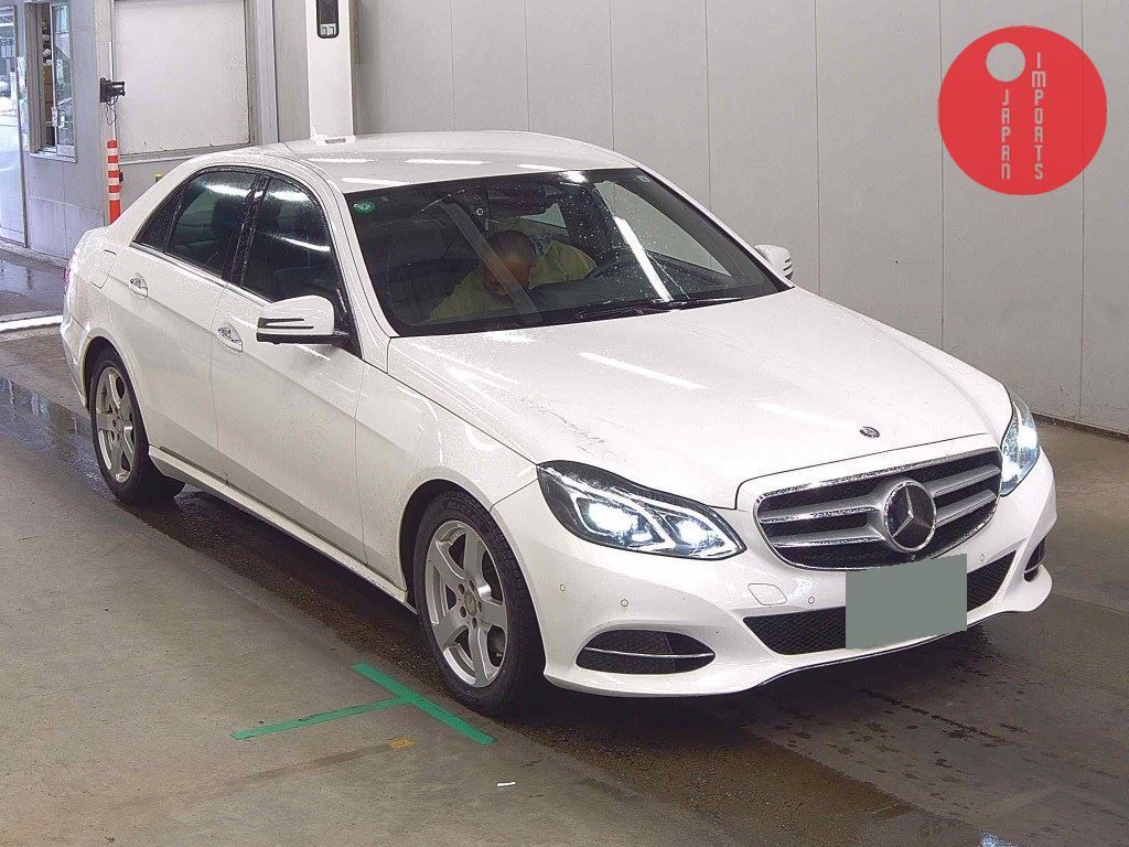 MERCEDES BENZ                                                                      E-CLASS 4D 4WD       E300 4MATIC AVANTGARDE