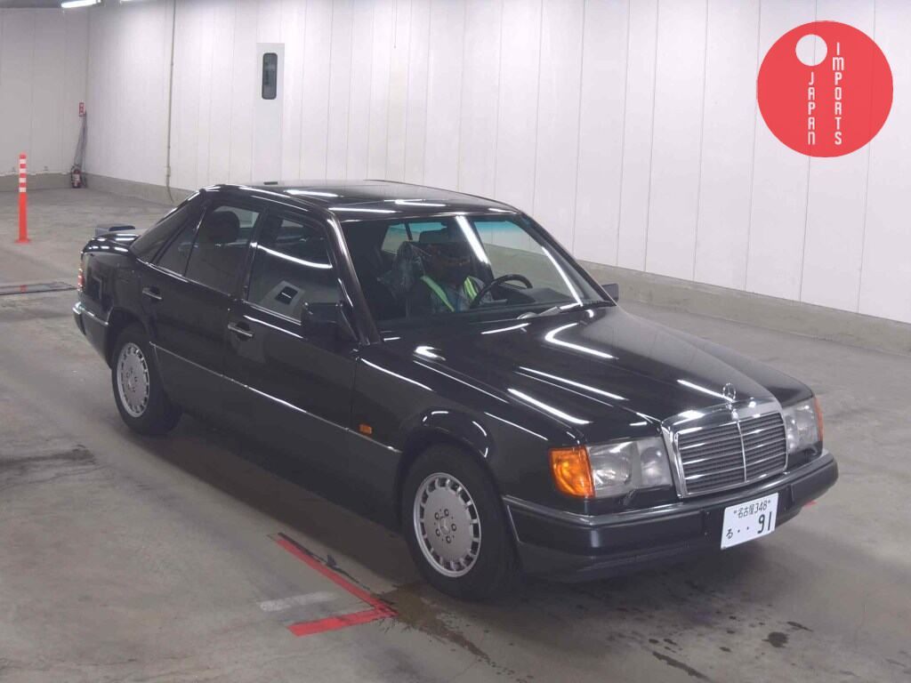 MERCEDES BENZ                                                                      MEDIUM CLASS 4D       300E-24